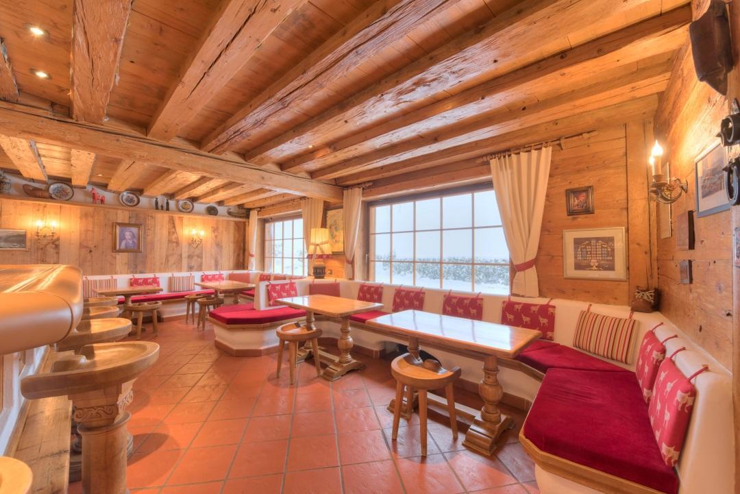 Hotel Olympia Pettneu am Arlberg Exterior photo